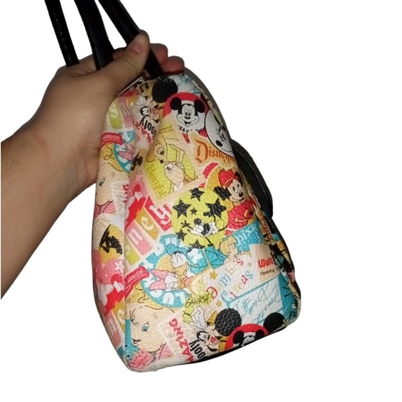 Authentic Disney Park Cartoon Handbag Collage Purse vintage Mickey & Friends bag - Picture 3 of 13